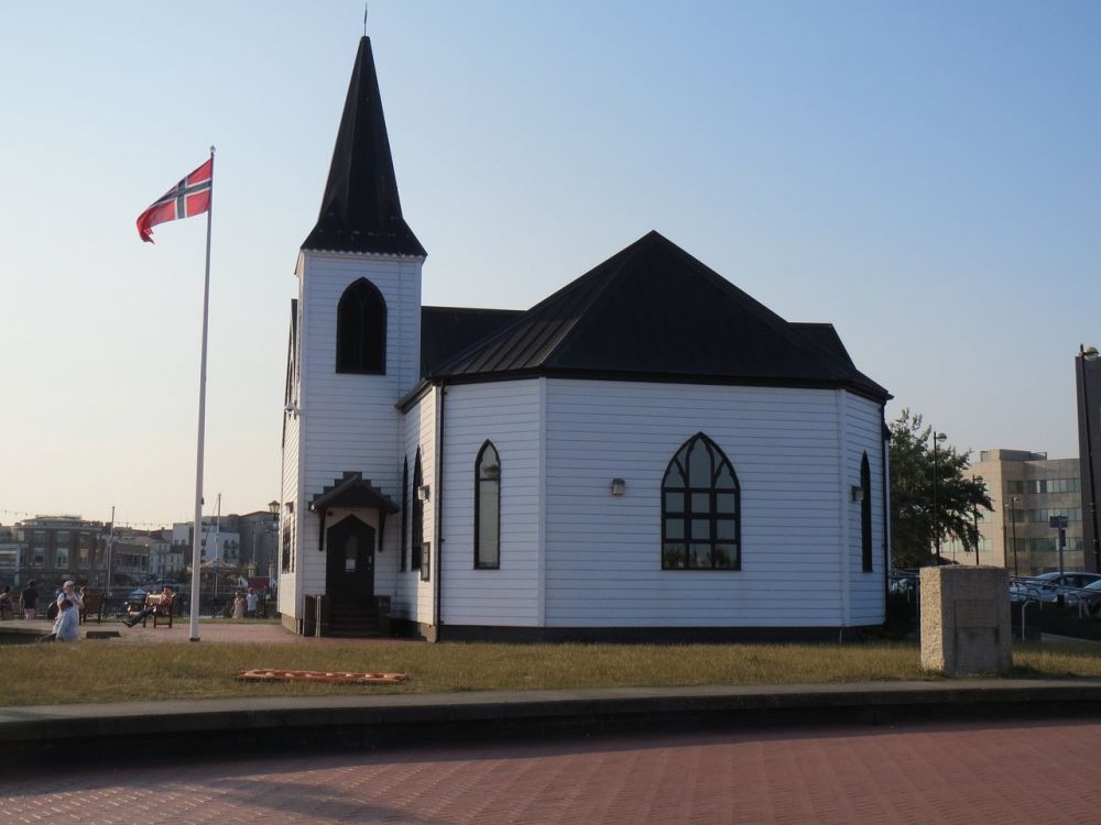 Hva koster det å leie kirke til bryllup?